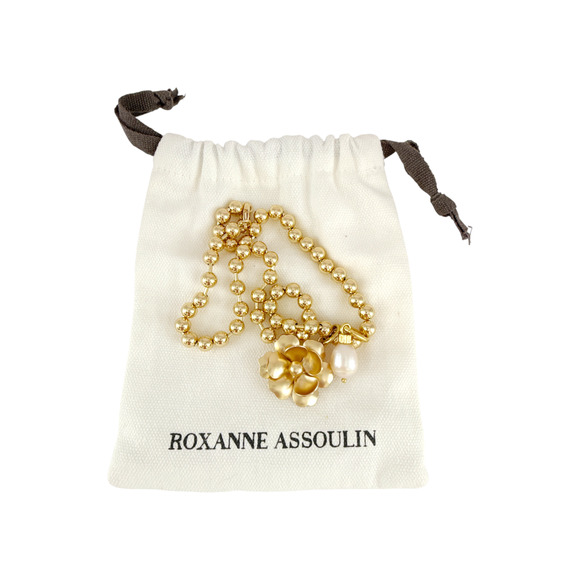 ROXANNE ASSOULIN The Flower Meets The Pearl Necklace - Picture 10 of 12